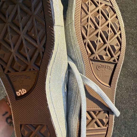 Converse Metallic Silver Low-Tops - Picture 3 of 4